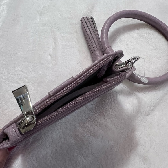 Mauve Wristlet/wallet/coin purse with fringe keychain. - Picture 4 of 7